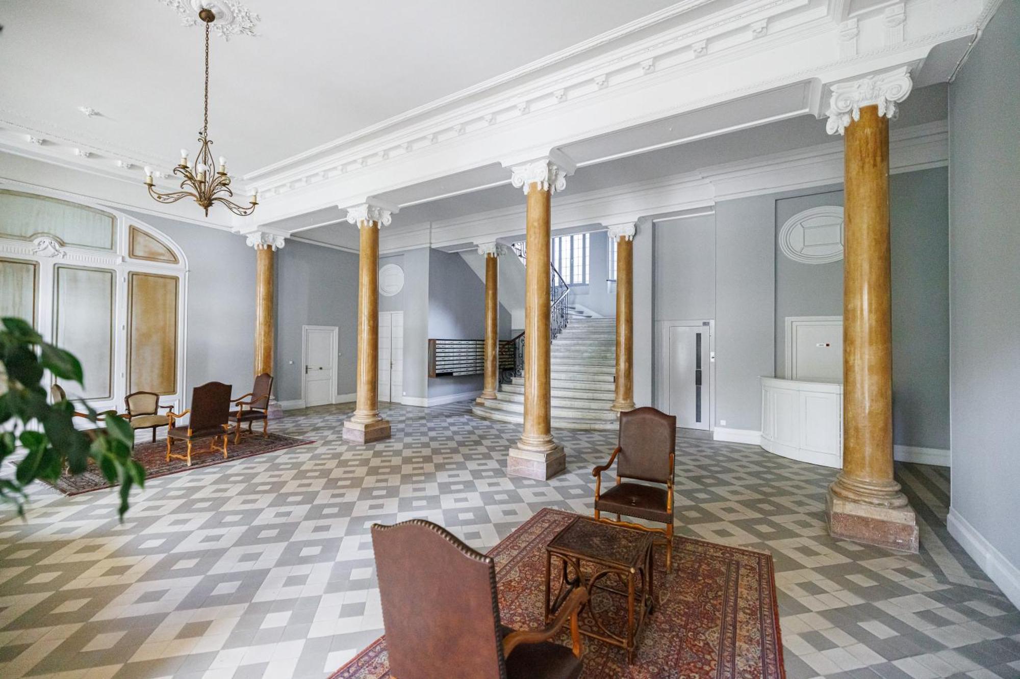 Vacances Au Palace - Happy Rentals Ментона Экстерьер фото