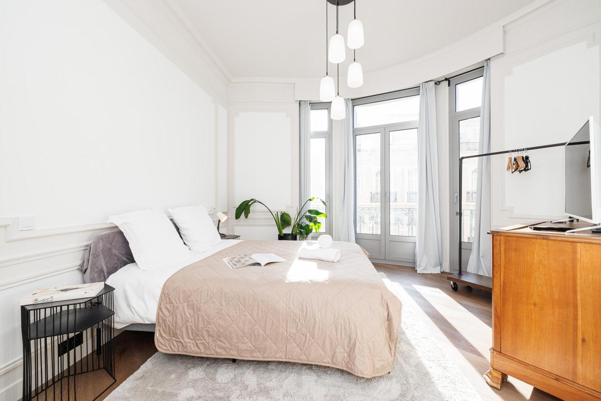 Vacances Au Palace - Happy Rentals Ментона Экстерьер фото