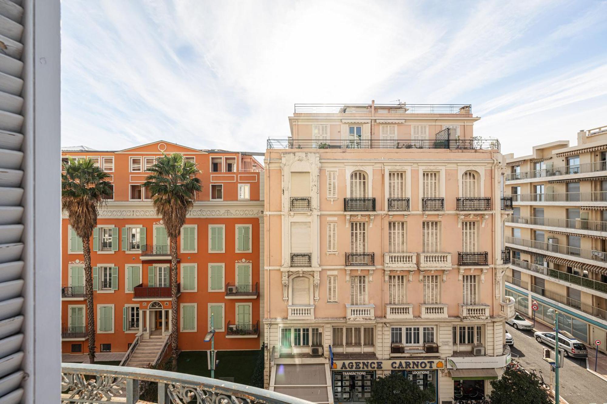 Vacances Au Palace - Happy Rentals Ментона Экстерьер фото
